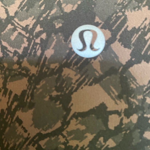 LULULEMON Wunder Under High-Rise 21” Leggings Wild Thing Camo Brown Earth Size 6 - Picture 6 of 8